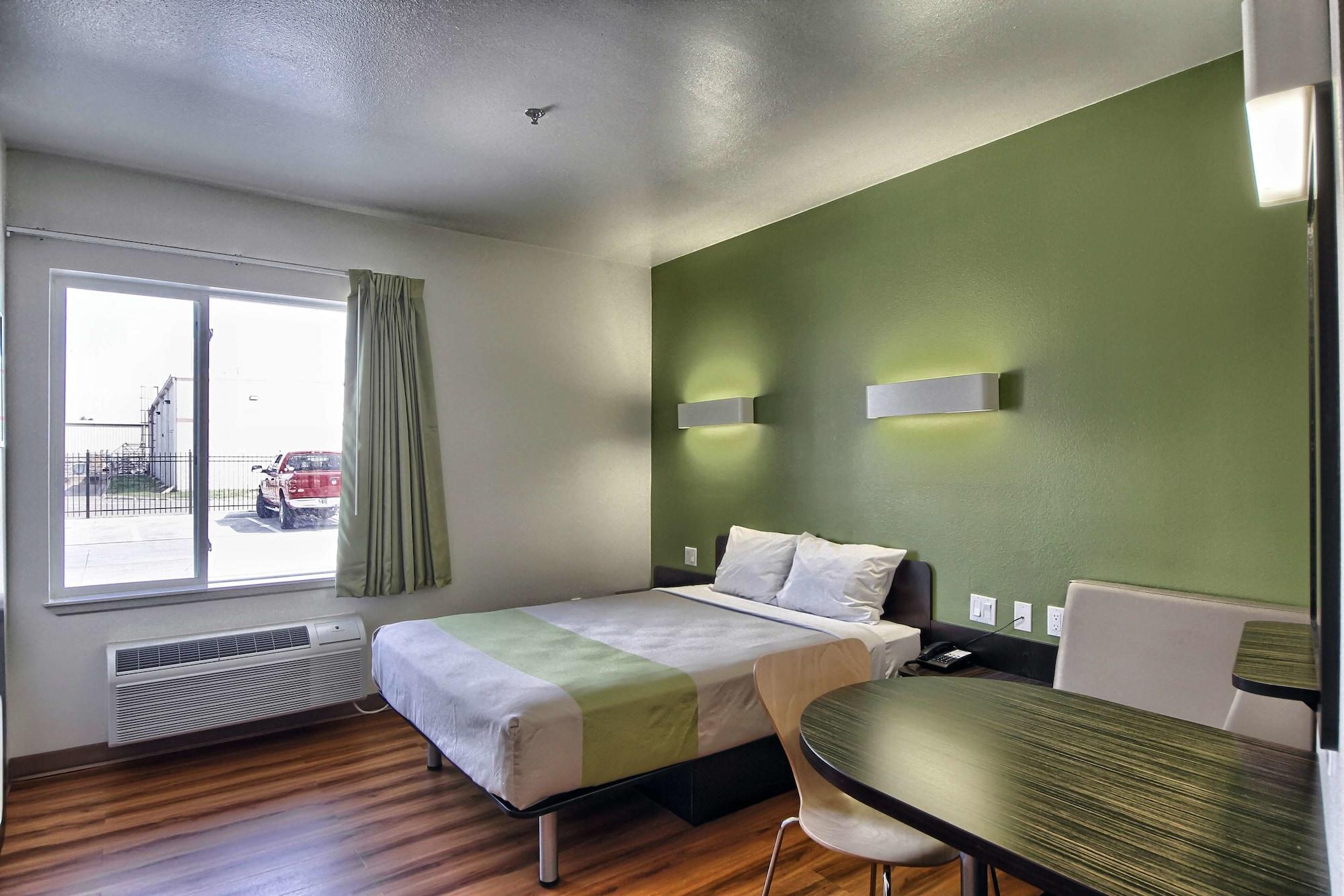 Motel 6-Weslaco, Tx Bagian luar foto