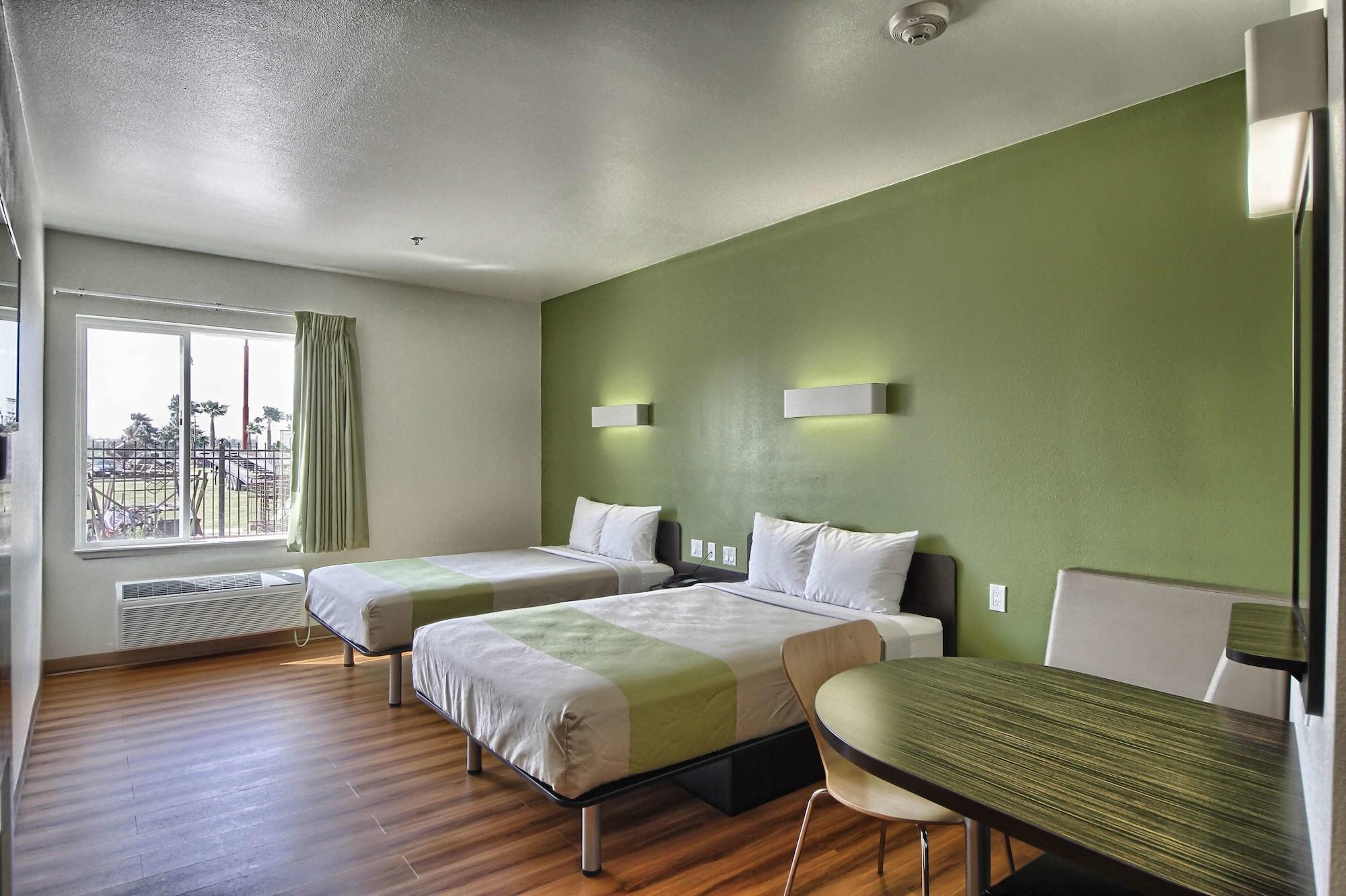 Motel 6-Weslaco, Tx Bagian luar foto