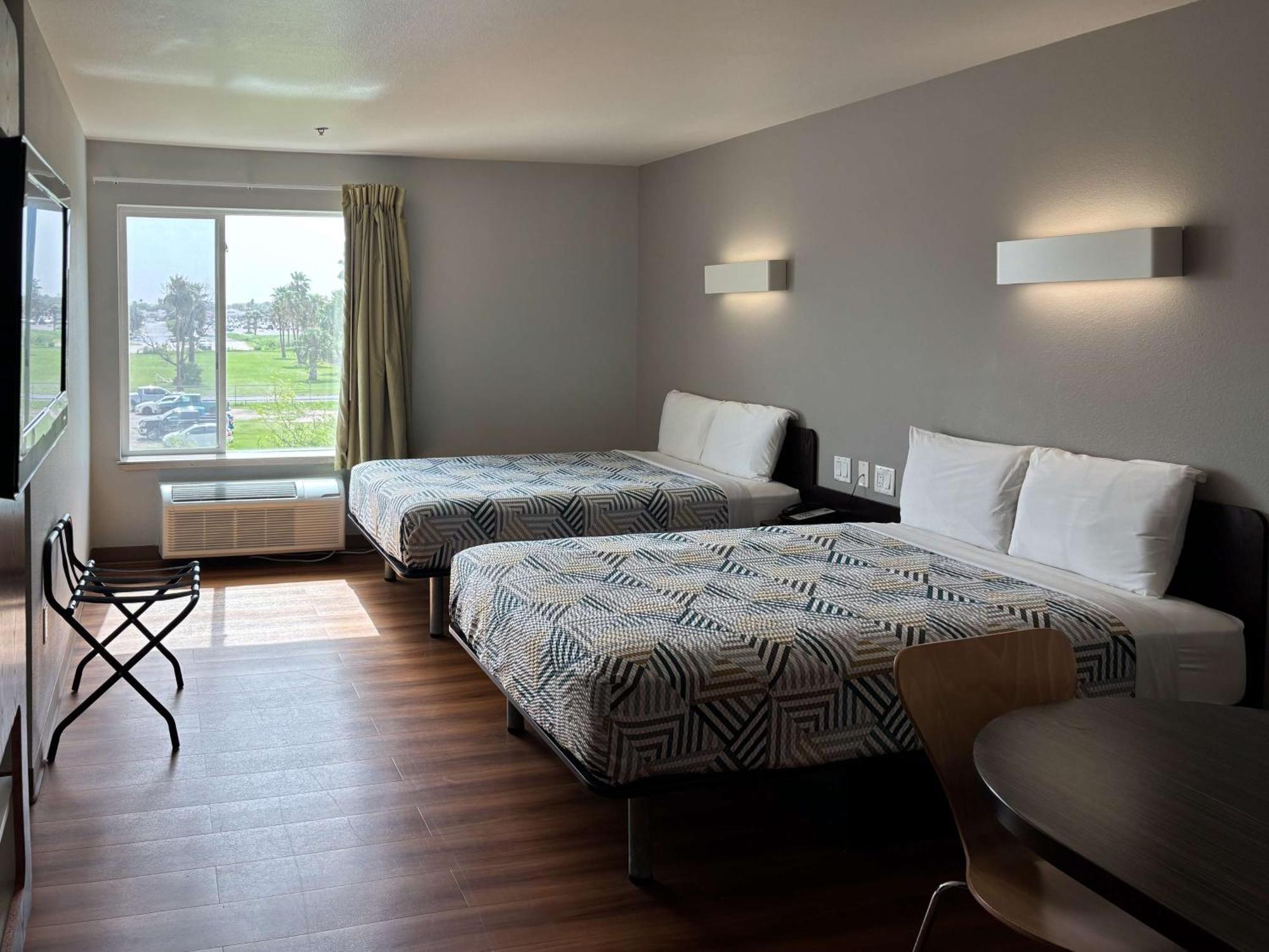 Motel 6-Weslaco, Tx Bagian luar foto