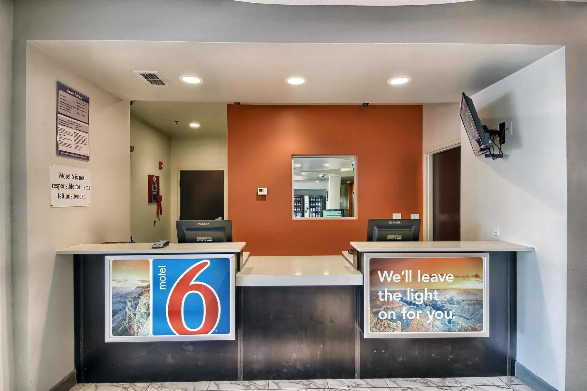 Motel 6-Weslaco, Tx Bagian luar foto