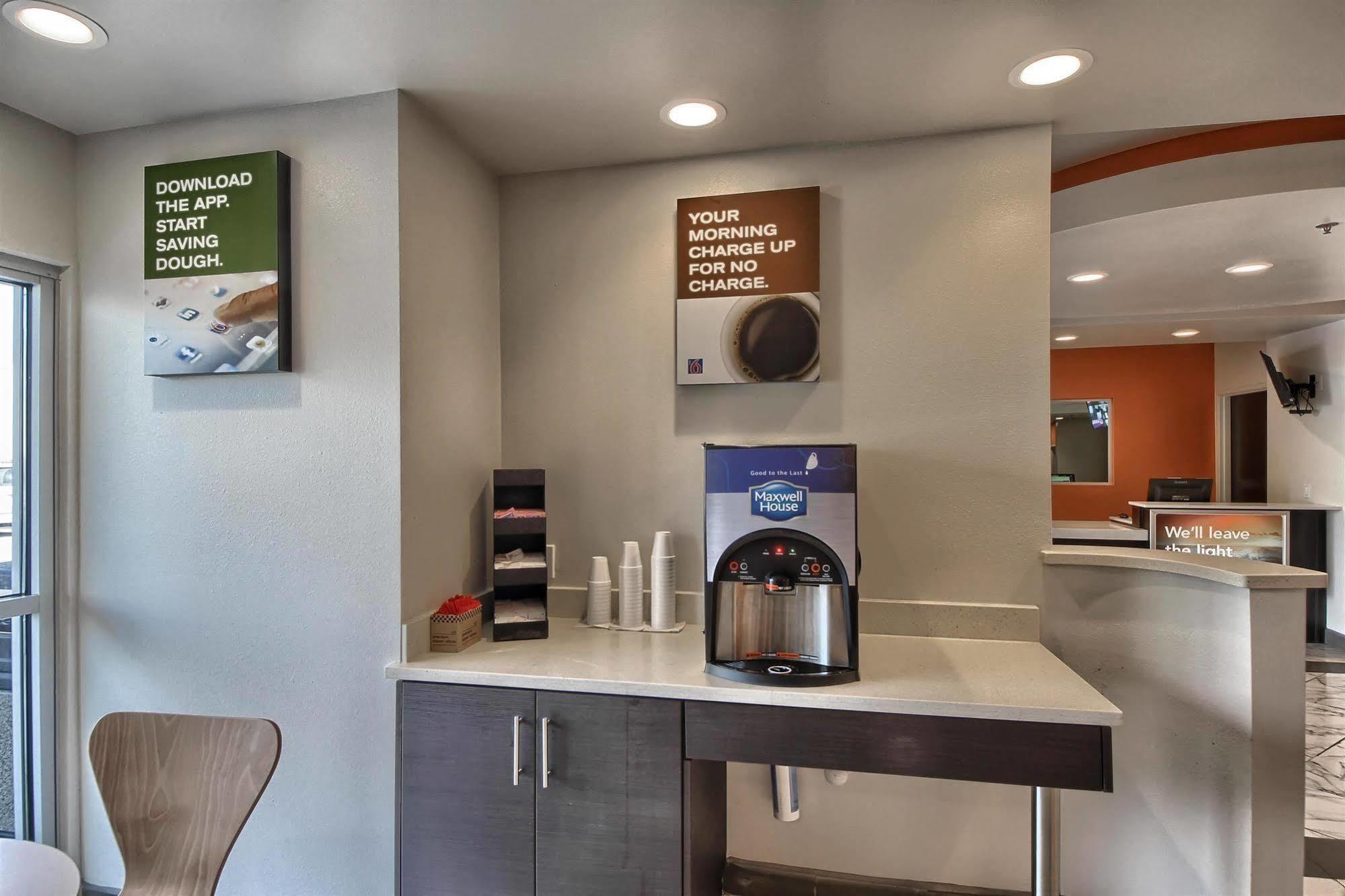 Motel 6-Weslaco, Tx Bagian luar foto