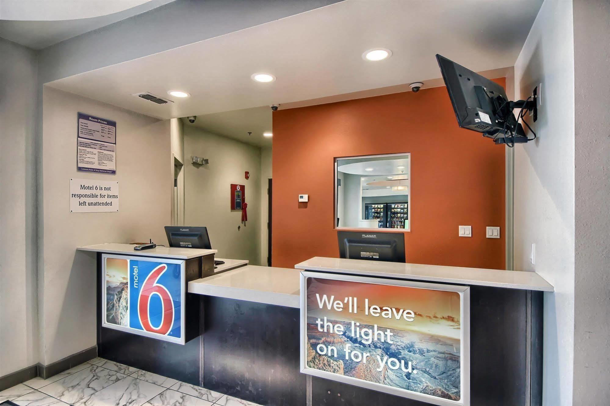 Motel 6-Weslaco, Tx Bagian luar foto