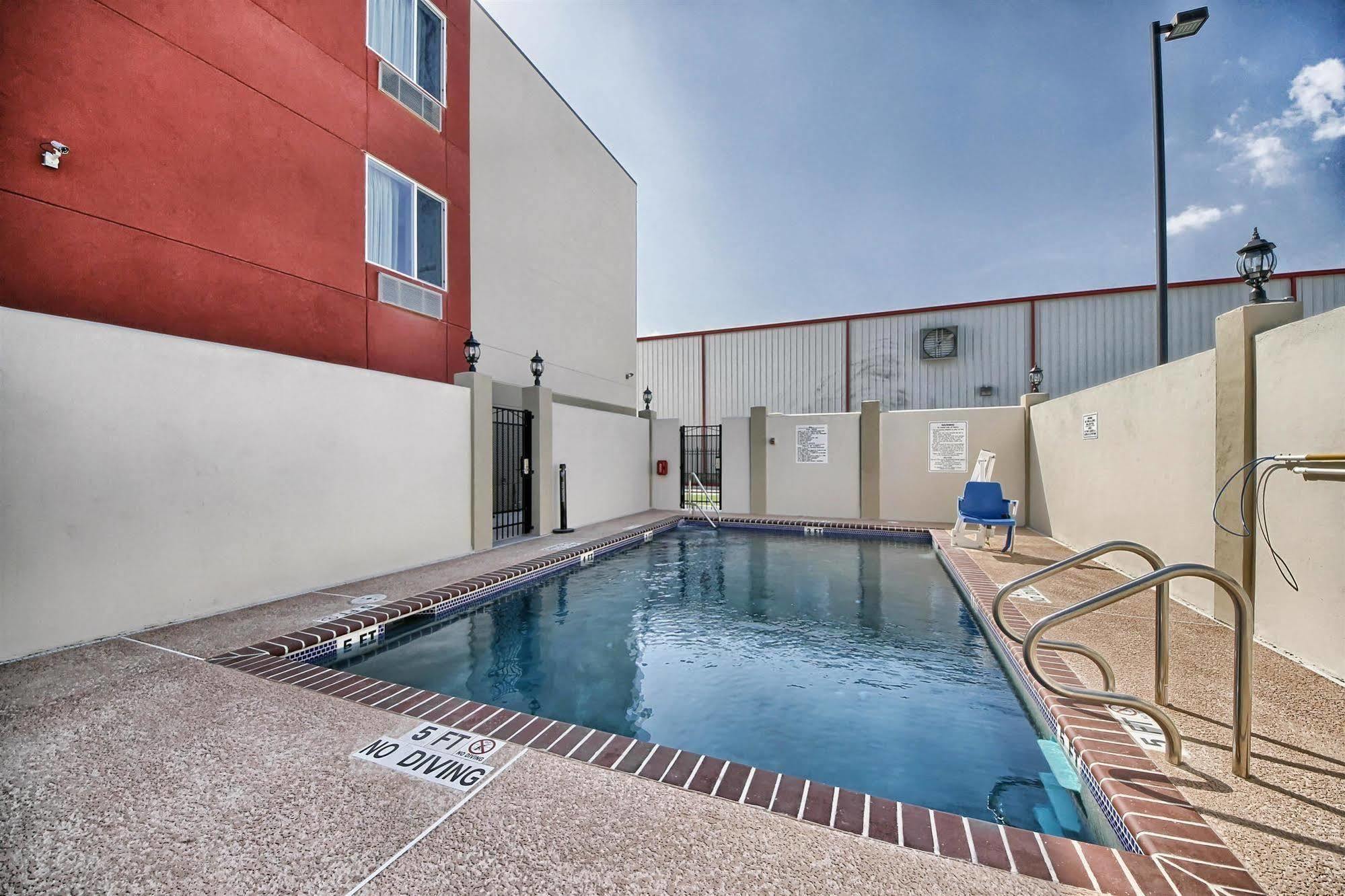 Motel 6-Weslaco, Tx Bagian luar foto